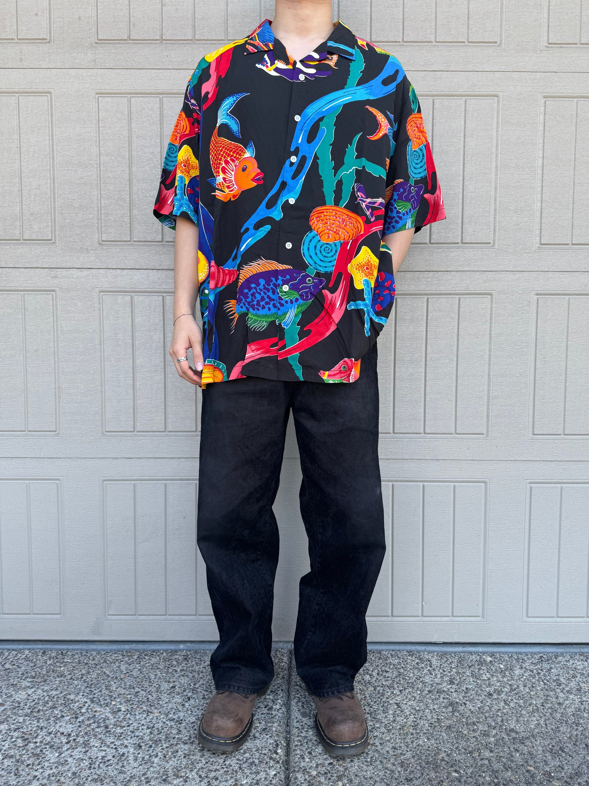 90s-00s Ralph Lauren “Caldwell” 100% Viscose Rare Fish Open Collar Shirt KiiChain Clothing