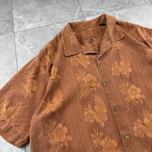 00s~ Tommy Bahama Brown Hibiscus 100% Silk Open Collar Shirt