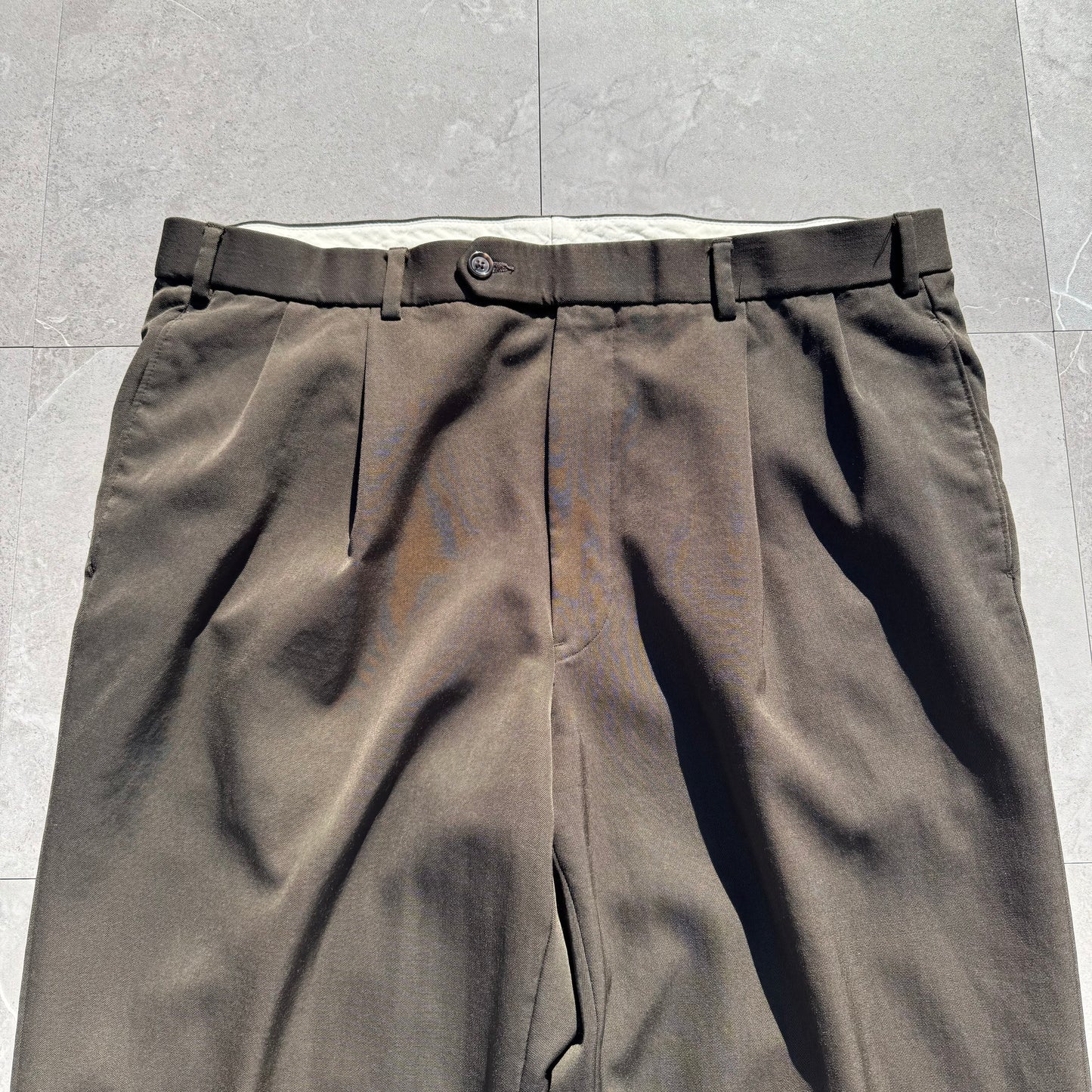 90s-00s Brooks Brothers Made in Canada Two-Tuck Pleated Wool Slacks