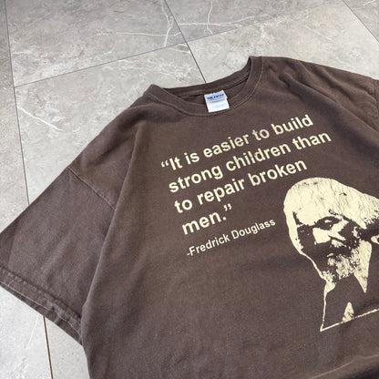 90s-00s Gildan Frederick Douglas Brown Quote Graphic T-Shirt