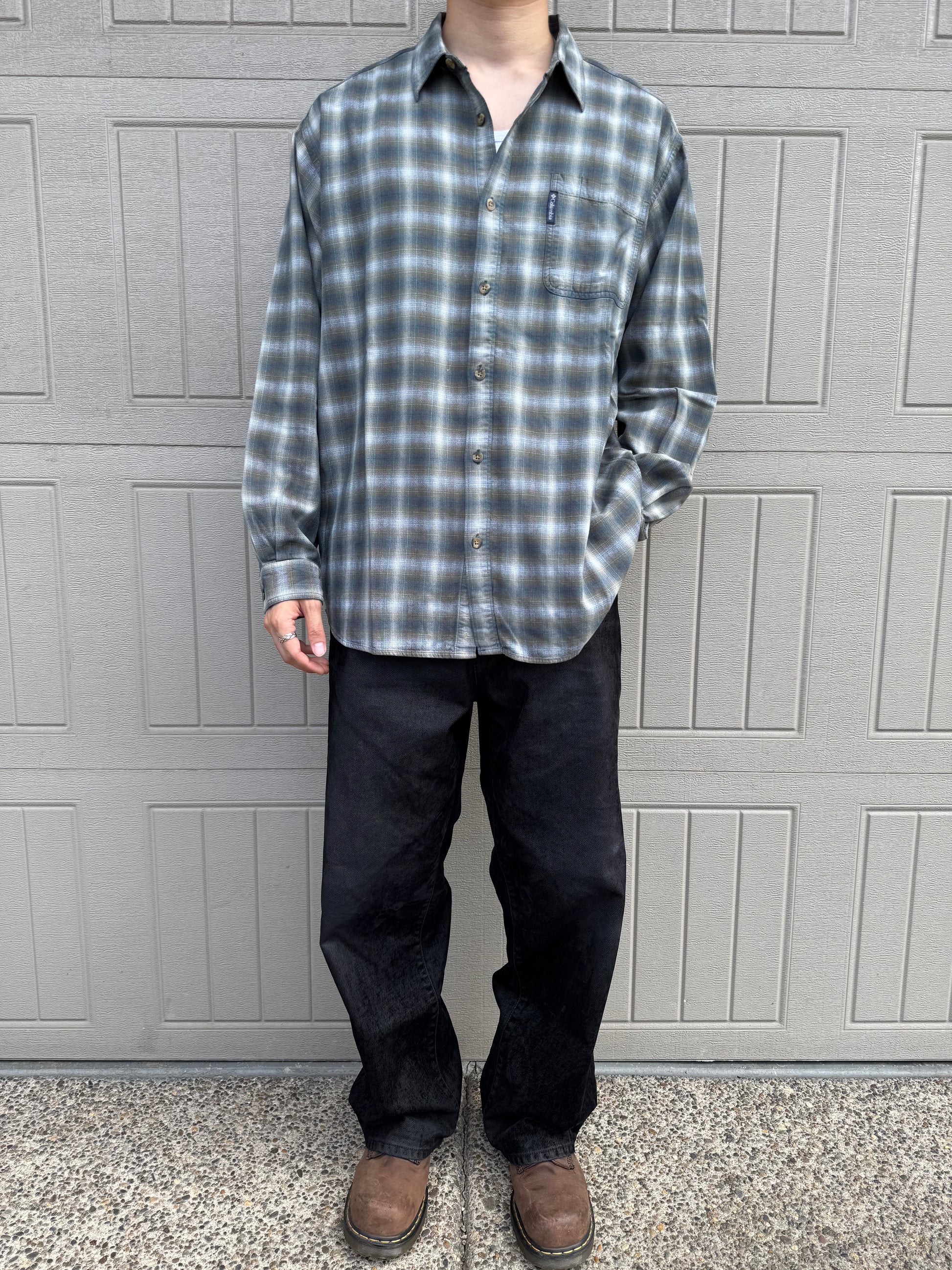 00s Columbia Shadow Checkered Long Sleeve Shirt KiiChain Clothing