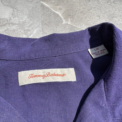 00s Tommy Bahama 100% Silk Purple Palm Tree Graphic Open Collar Shirt KiiChain Clothing