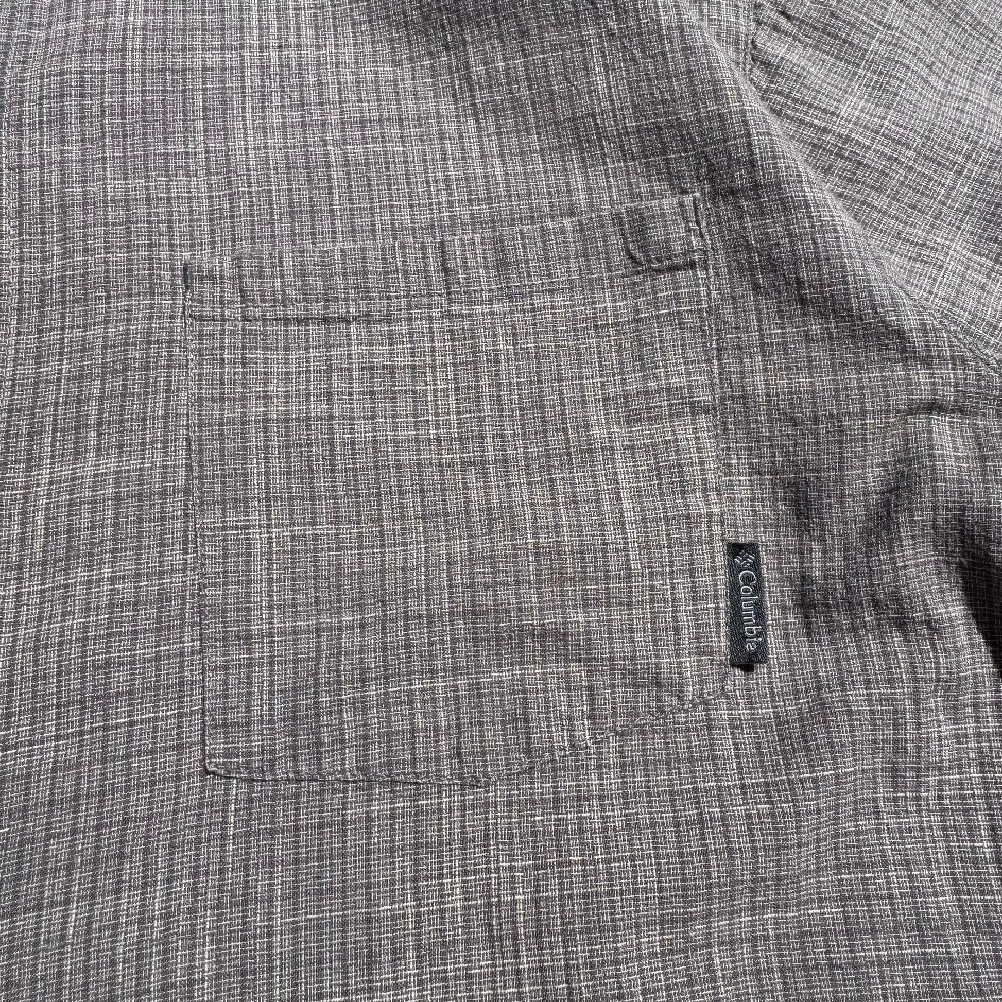 00s Columbia Regular Fit Cotton Short Sleeve Shirt KiiChain Clothing