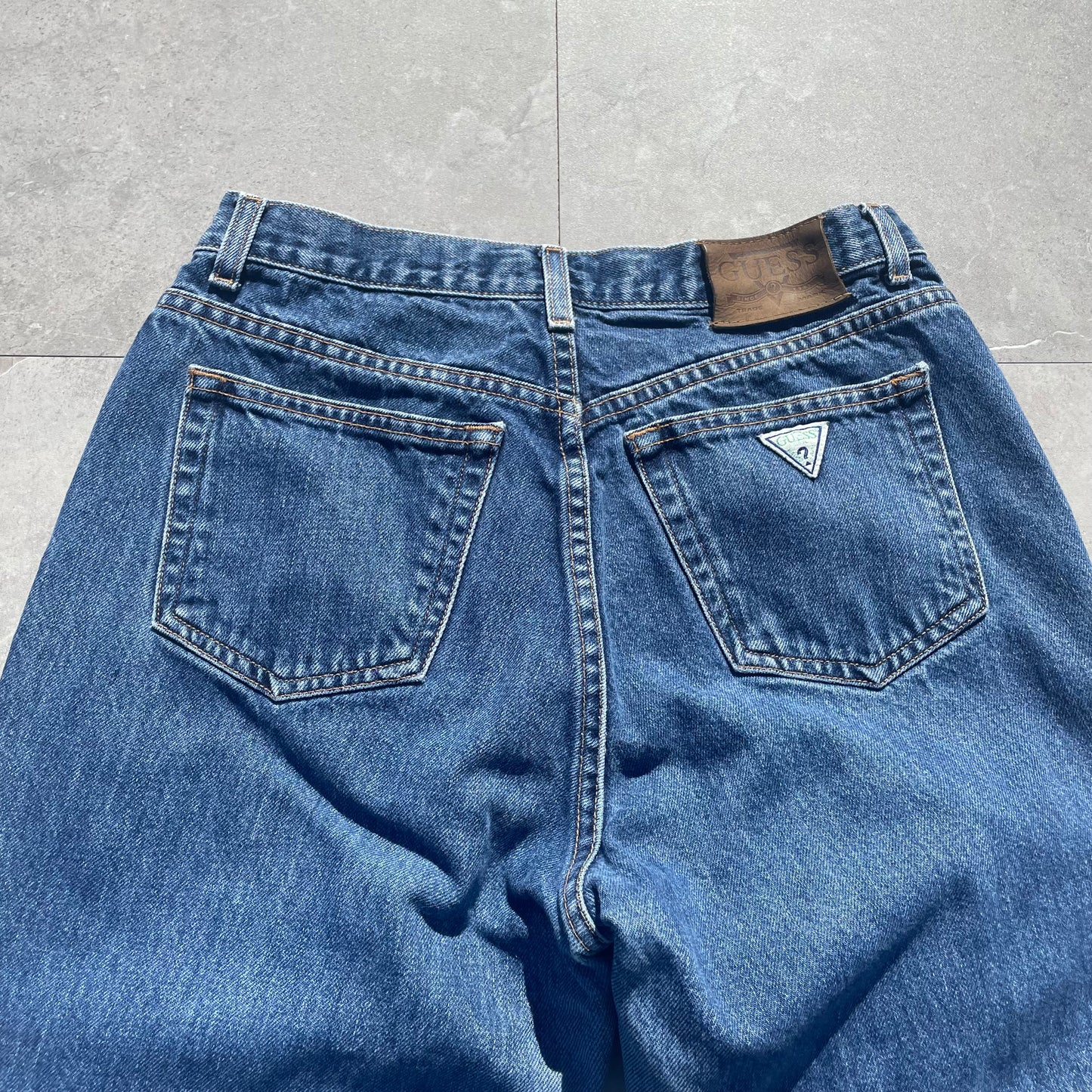 90s GUESS Classic Straight Fit Denim Size 32