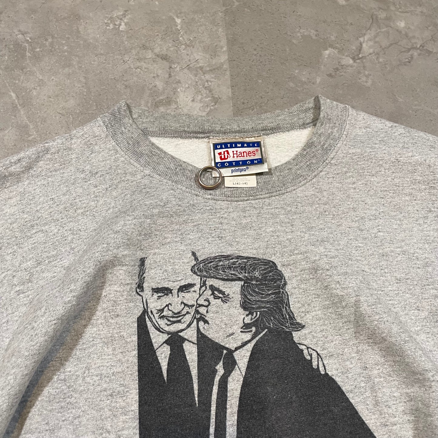 00s Hanes Trump x Putin Sweater