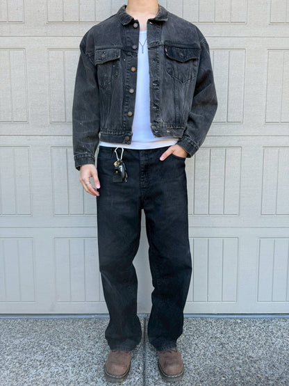 90s-00s Levi’s Black Denim Jacket