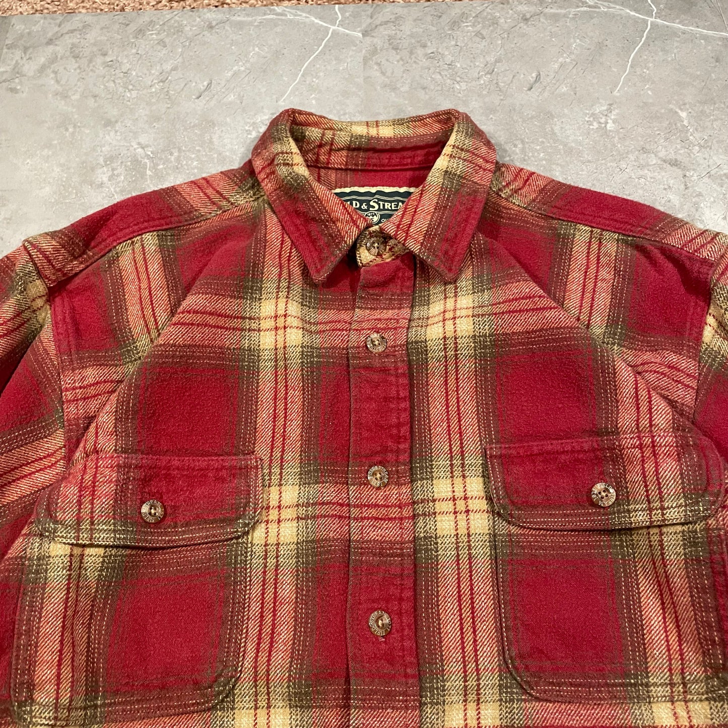 00s Field & Stream Heavyweight Shadow Checkered Plaid Flannel Shirt