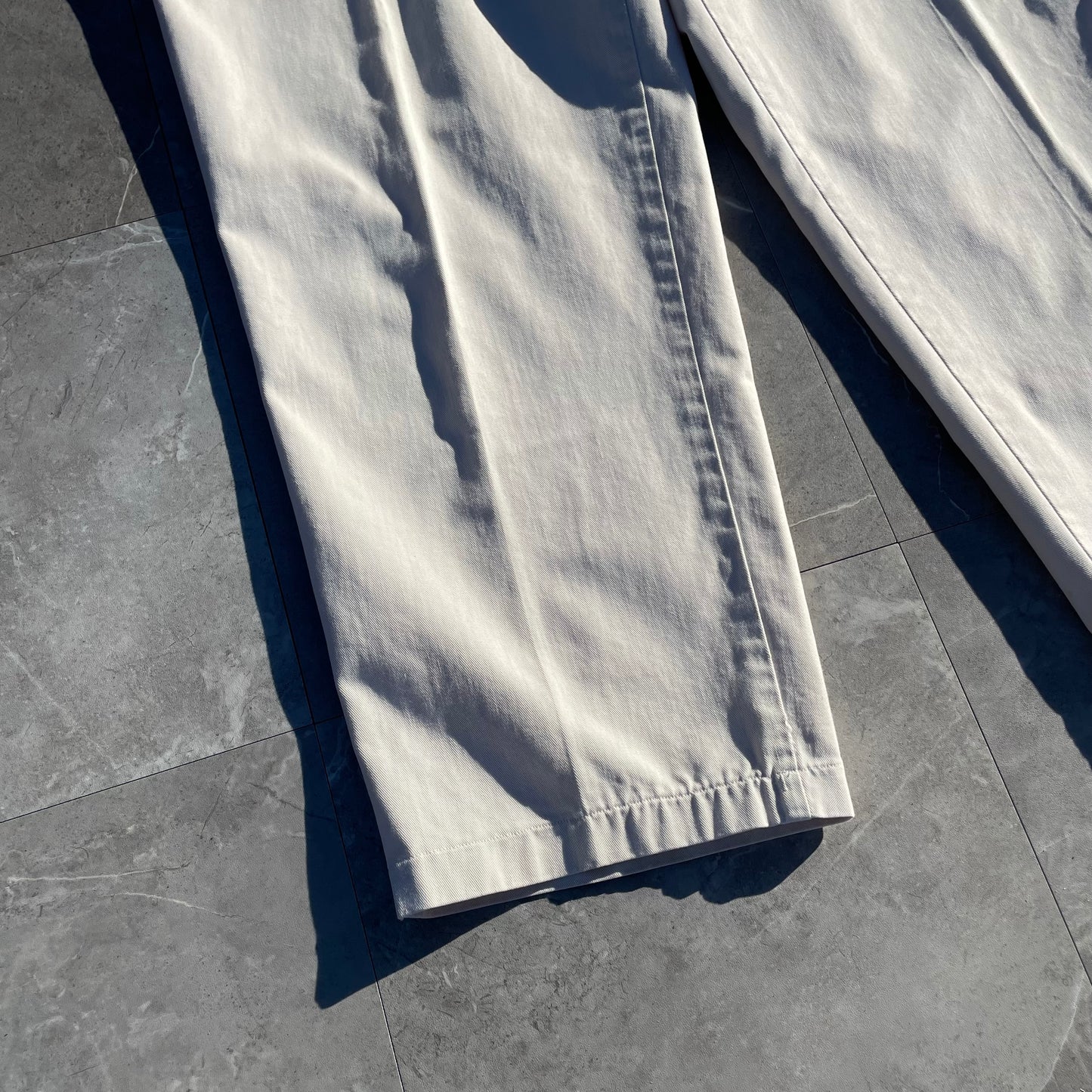 90s Bill Blass Two-Tuck Pleated Off-White/Cream Chino Pants