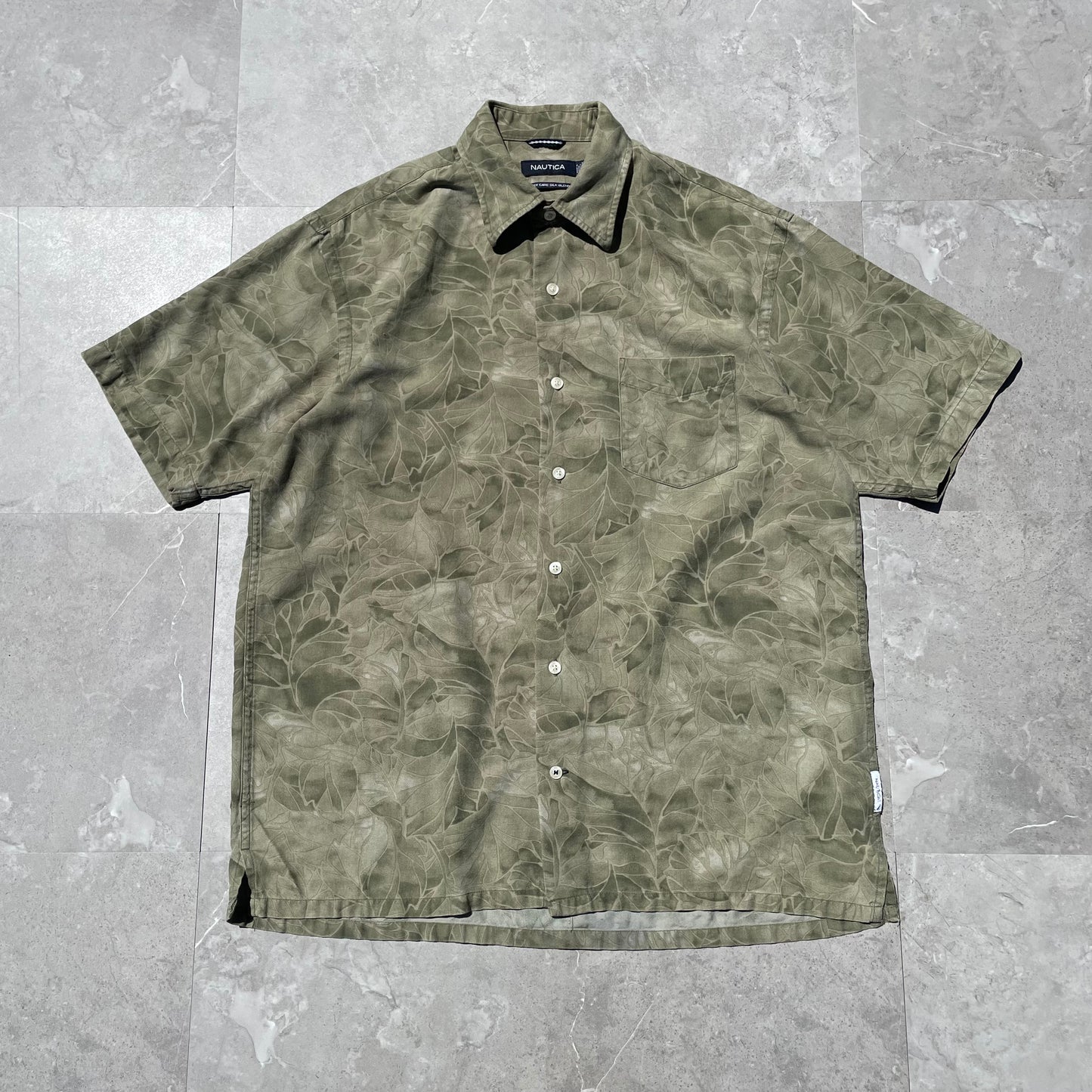 00s Nautica Silk Blend Short Sleeve Shirt