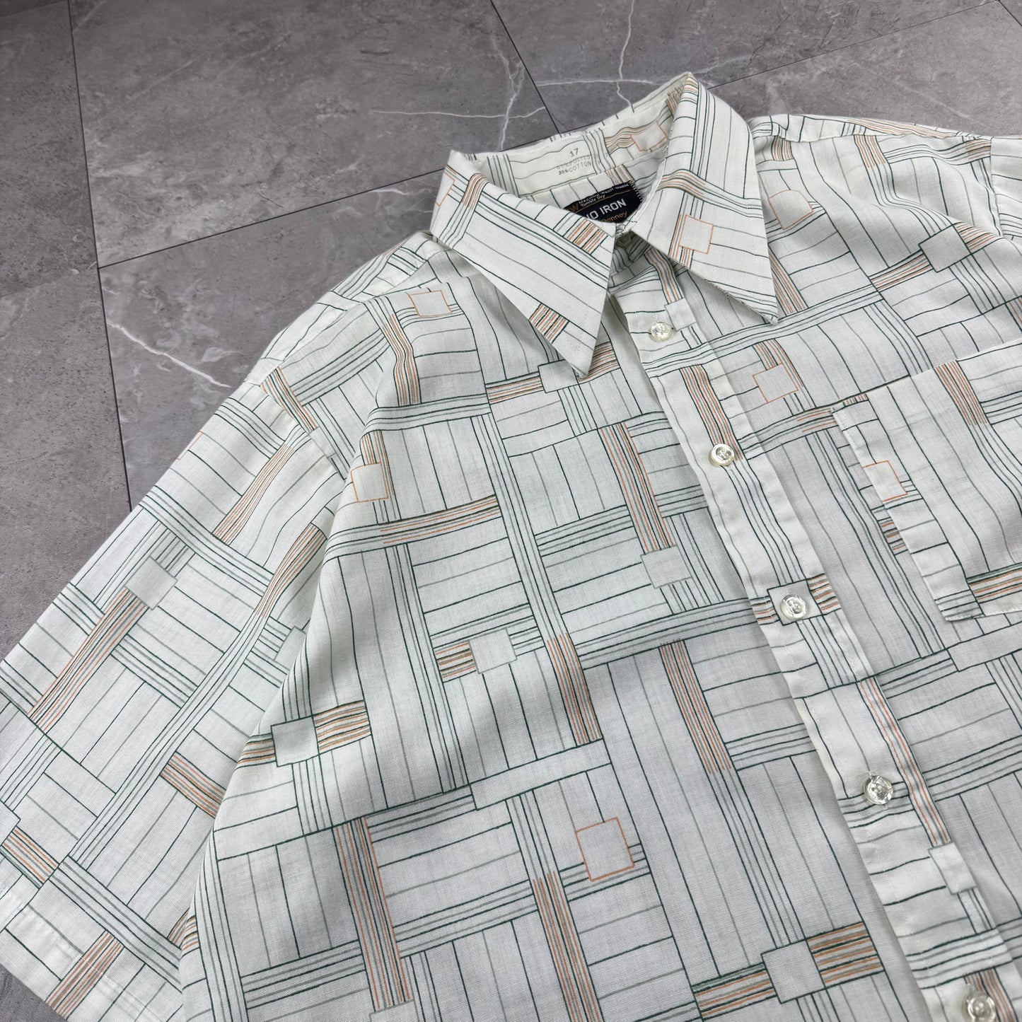 70s-80s JC Penny No Iron Geometric Design Short Sleeve Shirt Size 17