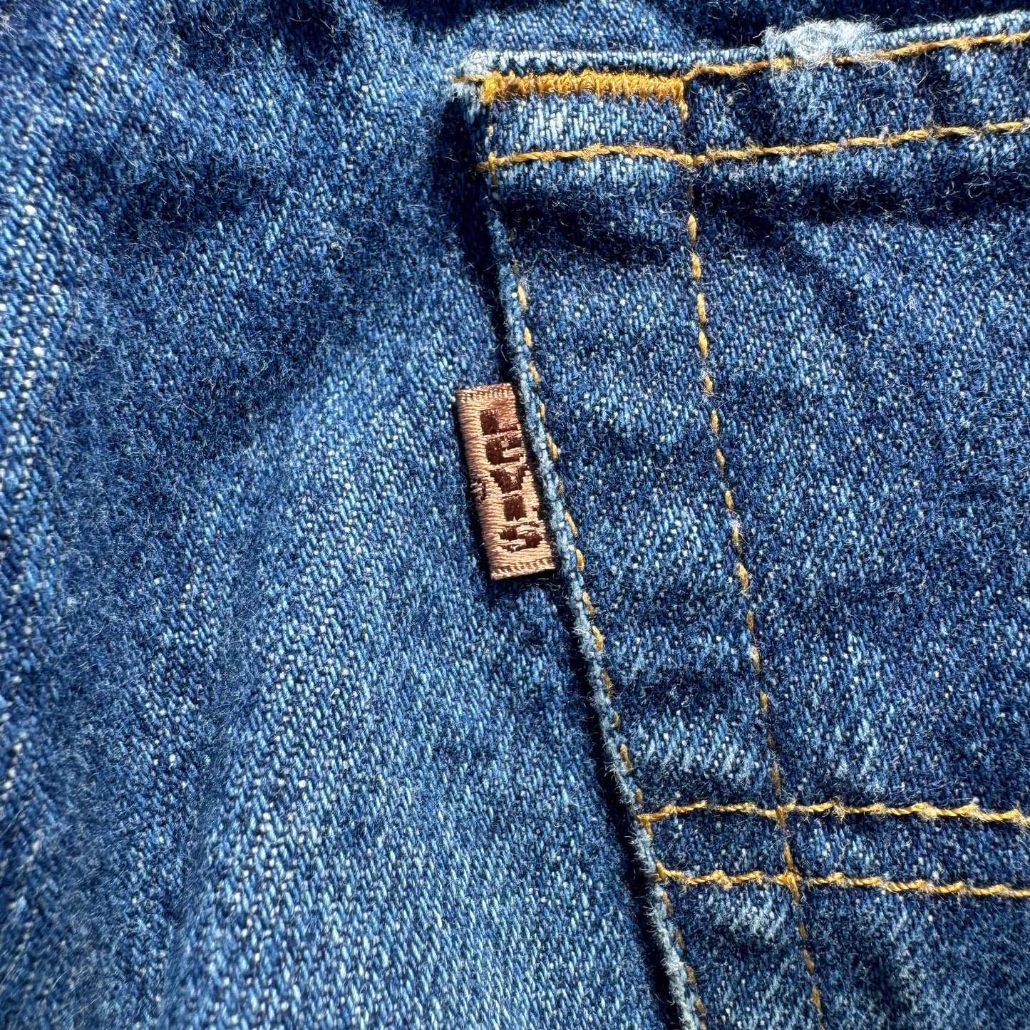 90s Levi's 540 Orange Tab Loose Fit Denim 36x30