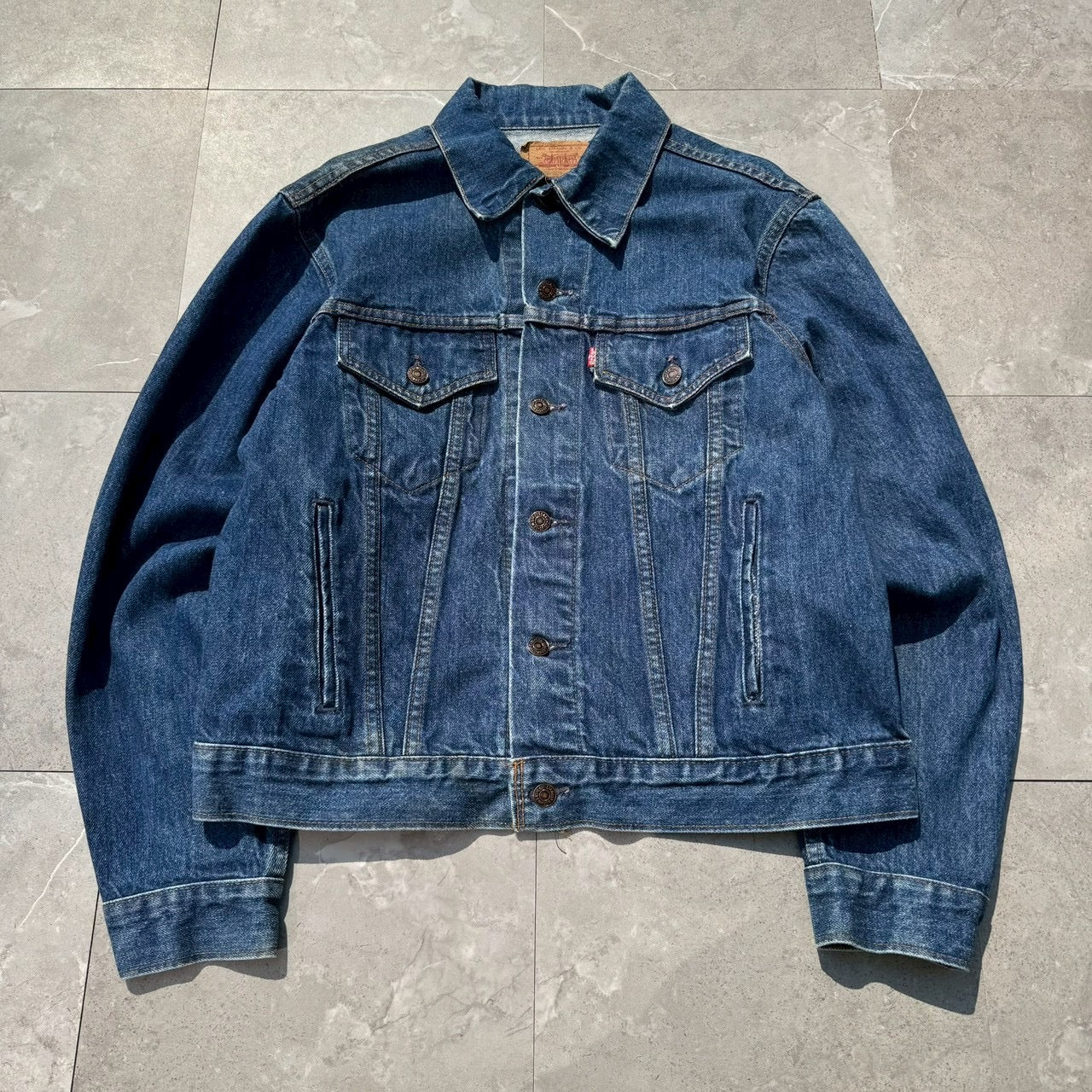 80s Levi’s 70506 Type III Made in Canada Dark Blue Denim Jacket