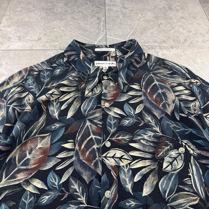 80s-90s Pierre Cardin Black Leaf Pattern 100% Rayon Short Sleeve Shirt XL
