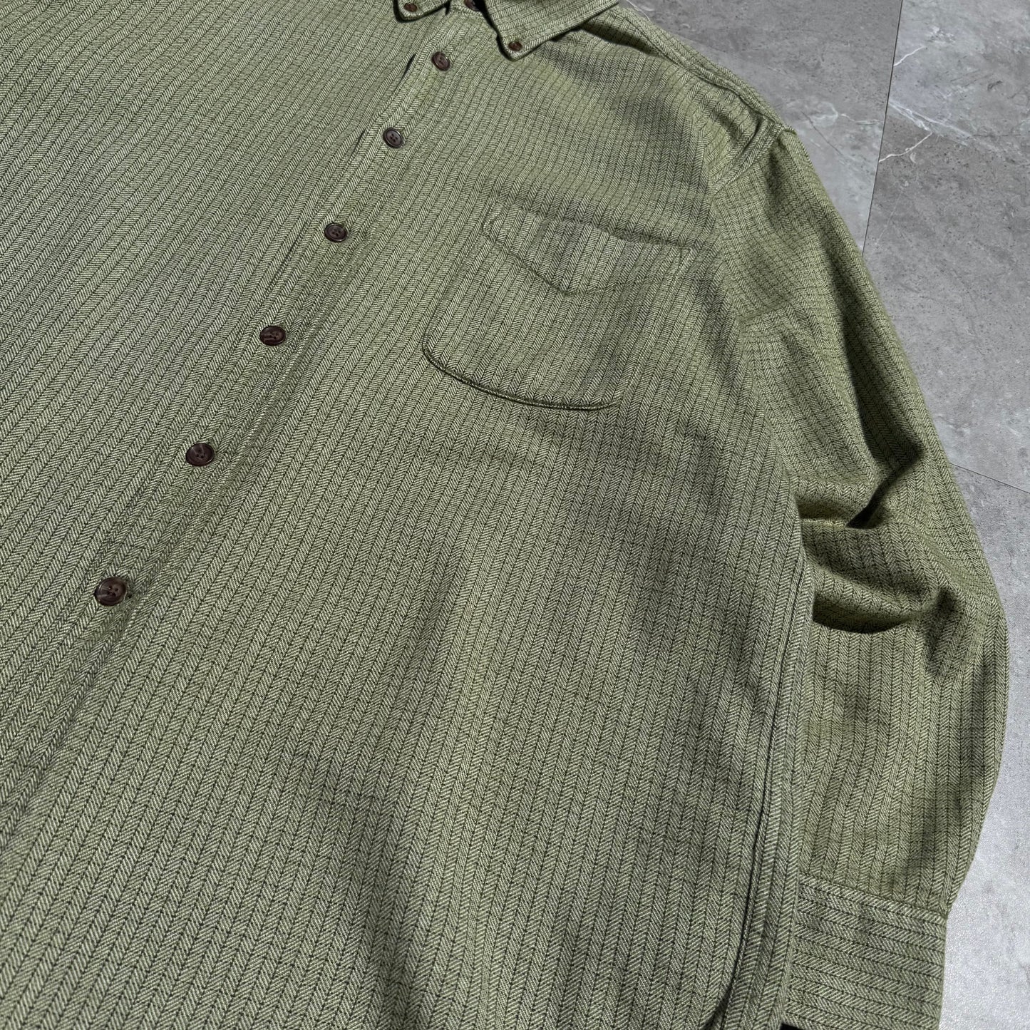 90s St. John's Bay Checkered Button Down Shirt KiiChain Clothing