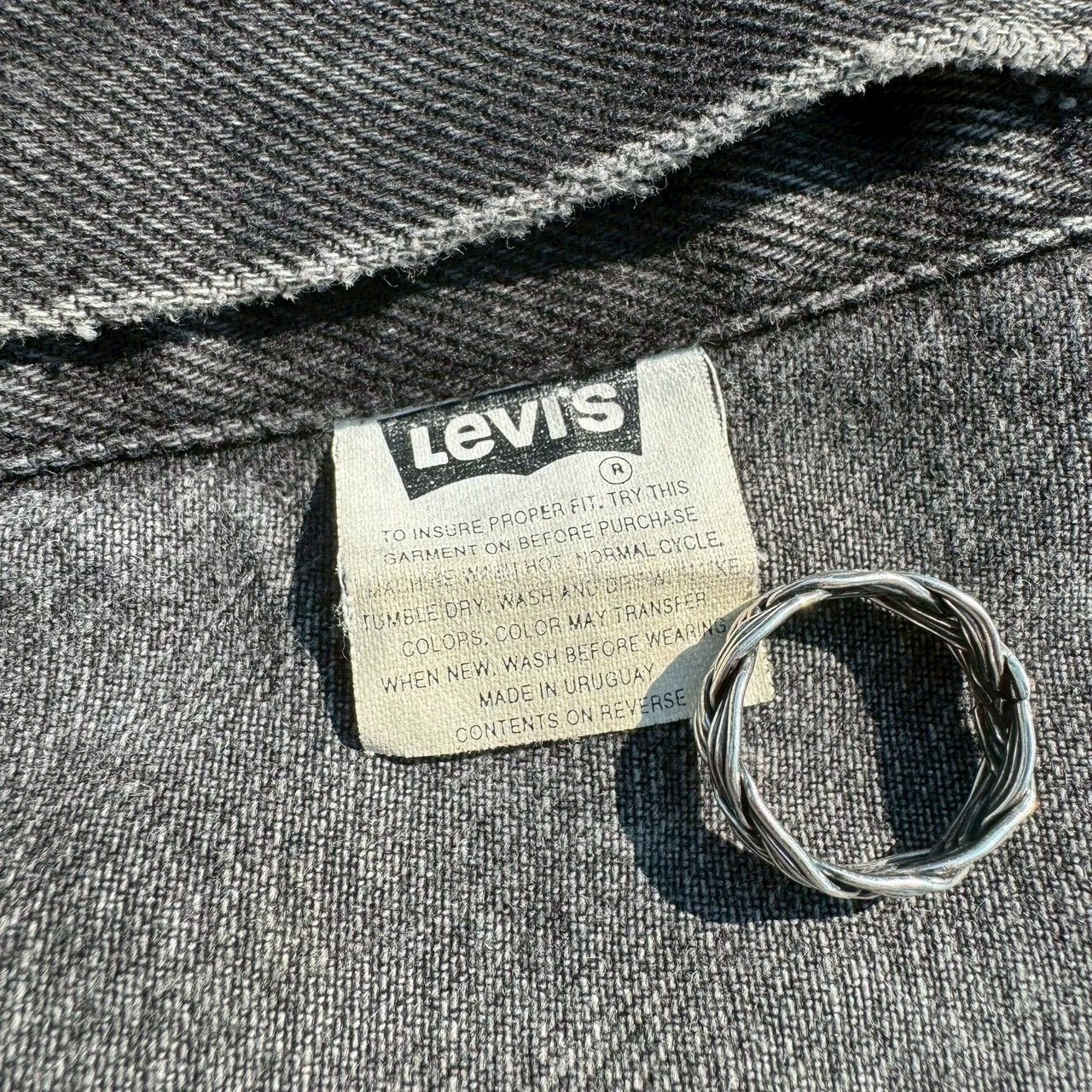 90s-00s Levi’s Black Denim Jacket