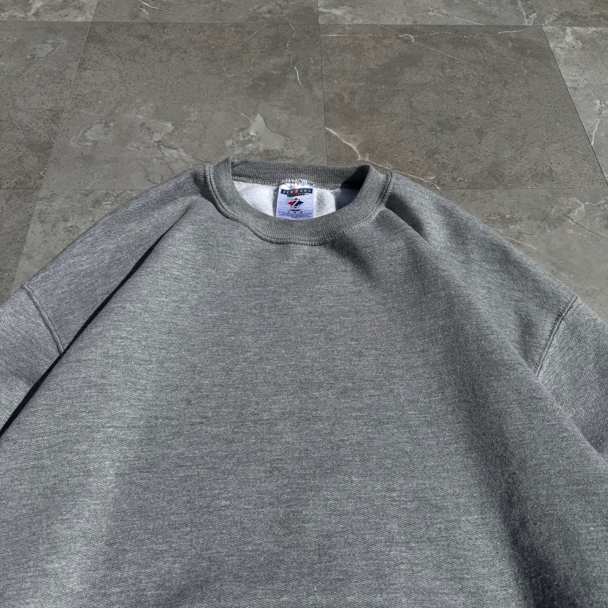 90s-00s Jerzees Gray Crewneck Sweatshirt KiiChain Clothing