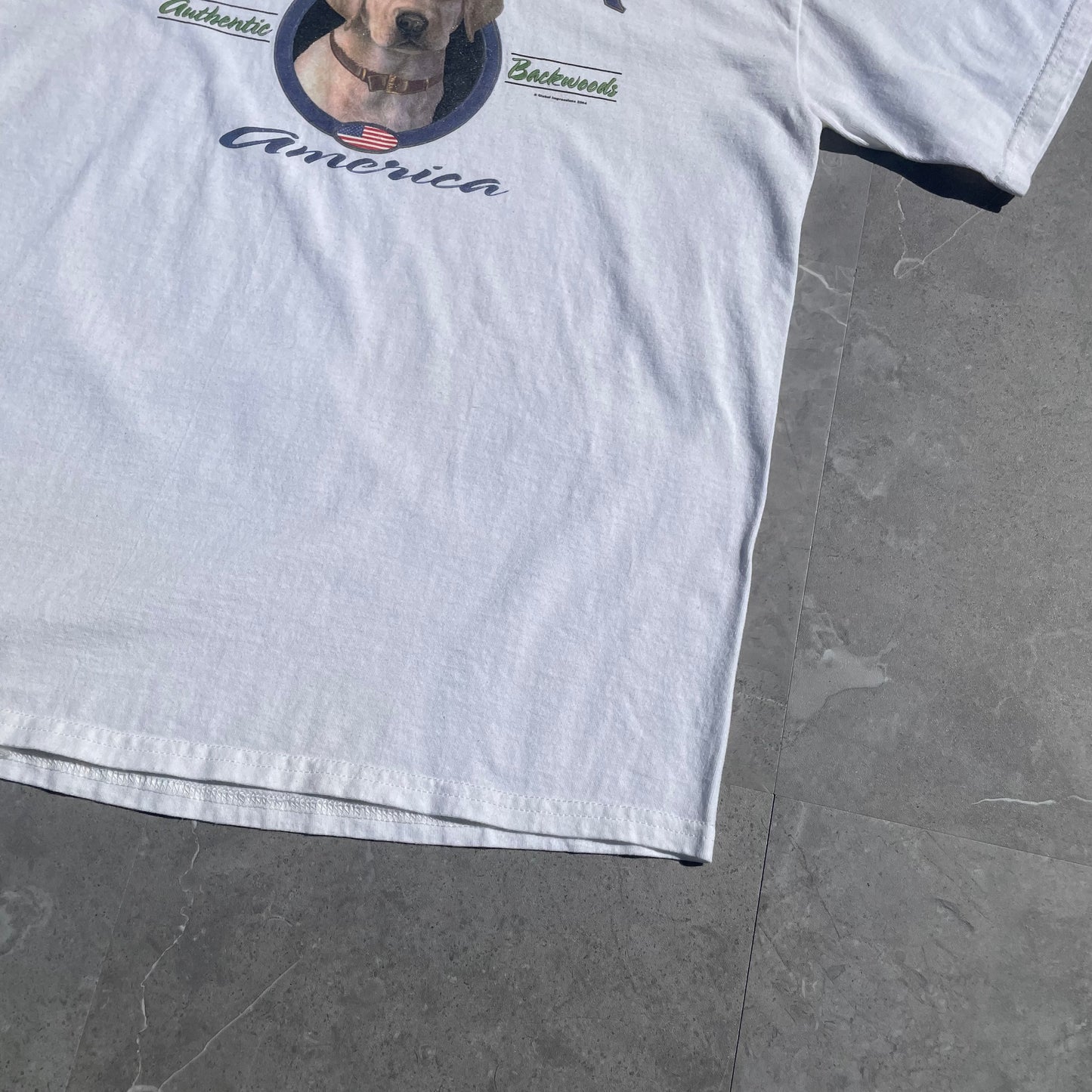 00s Outdoor American 2004 Dog Graphic T-Shirt