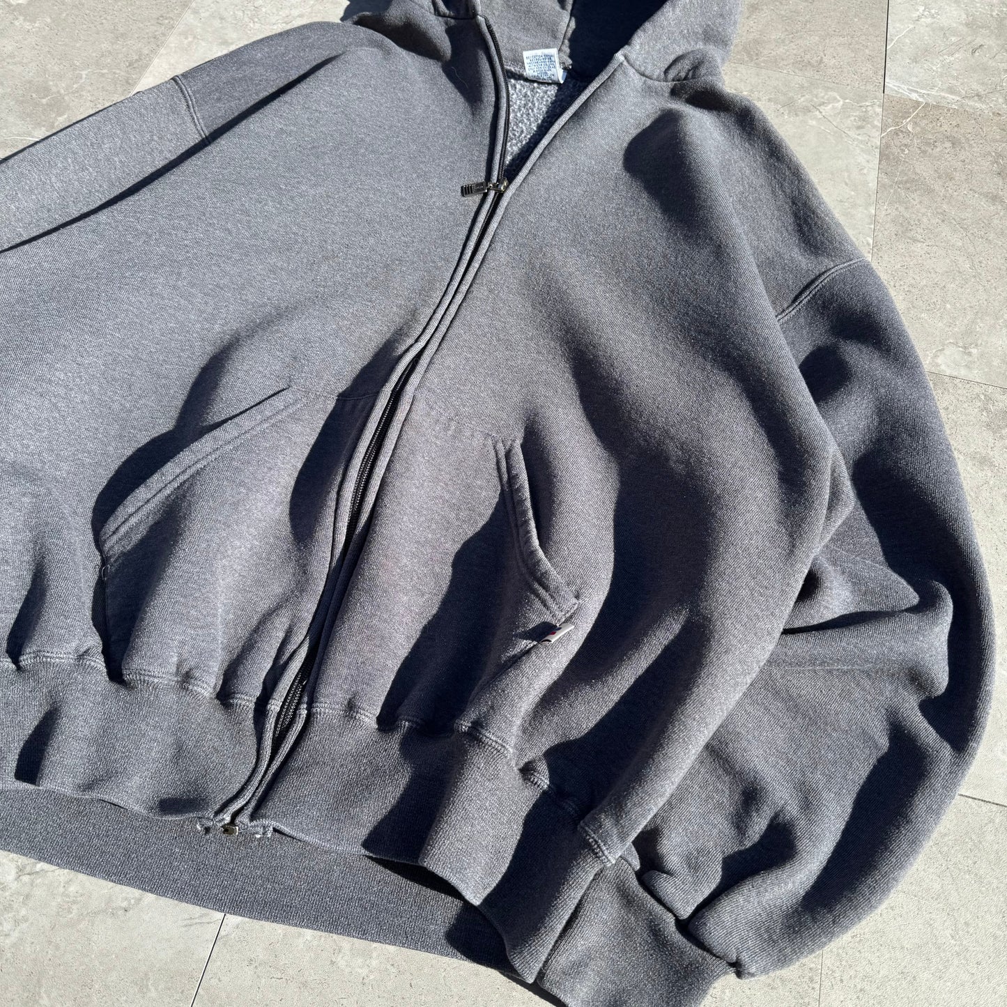 90s Russell Athletic Gray Zip-Up Hoodie KiiChain Clothing