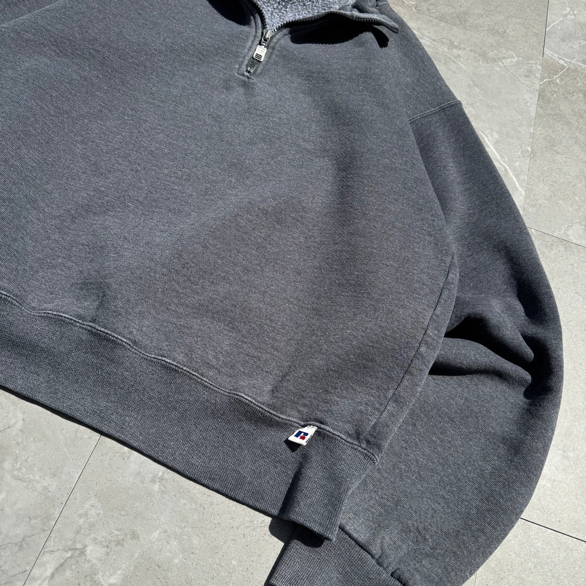 90s Russell Athletic Half-Zip Dark Gray Sweatshirt KiiChain Clothing