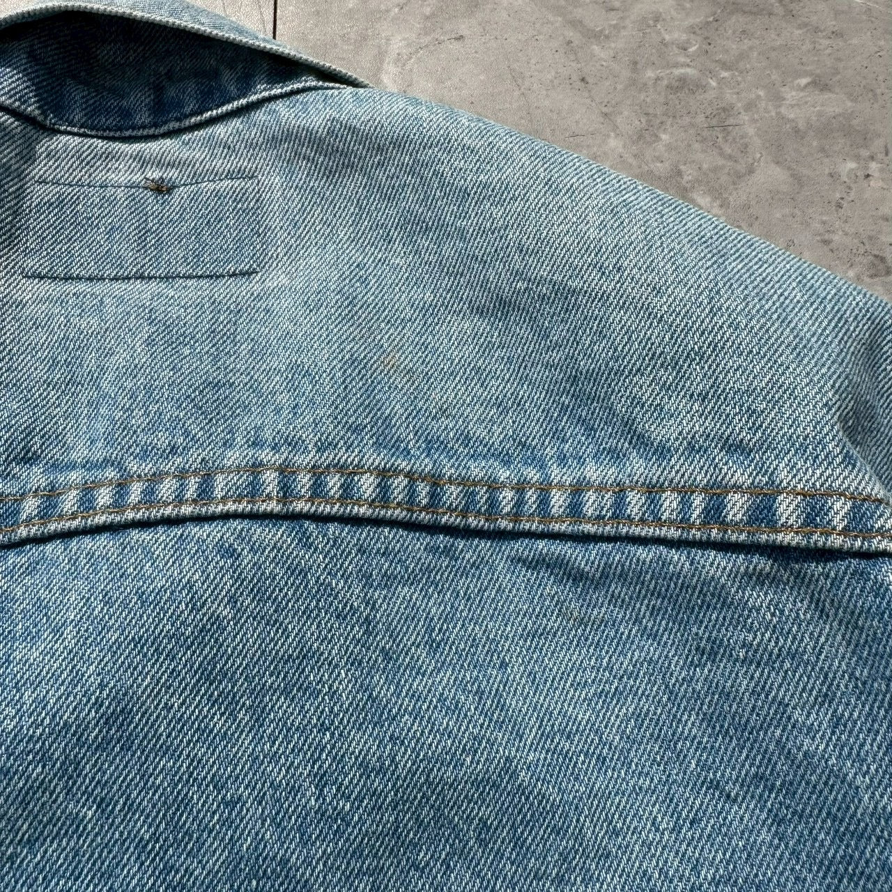 80s-90s Levi's 70507 Type III Made in USA Light Blue Denim Jacket