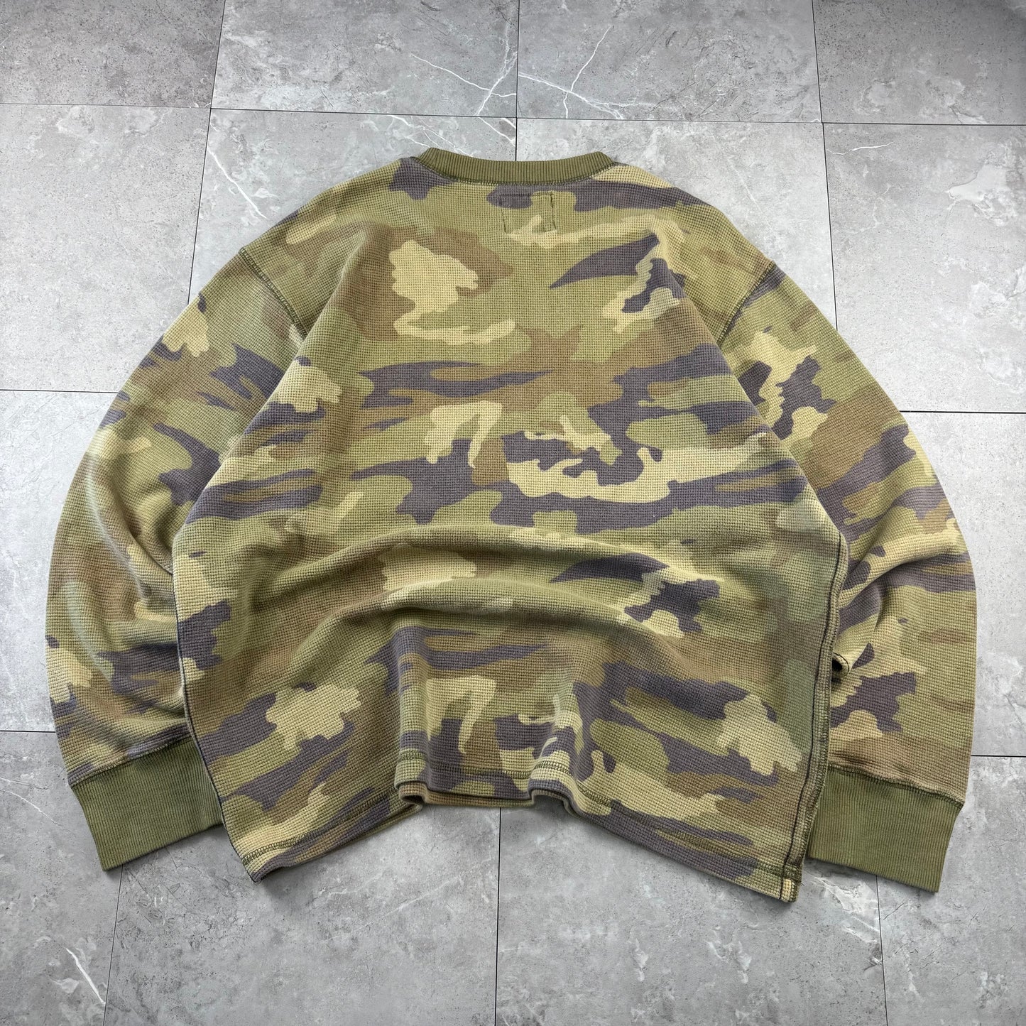 00s Old Navy Camo Long Sleeve Heavyweight Thermal