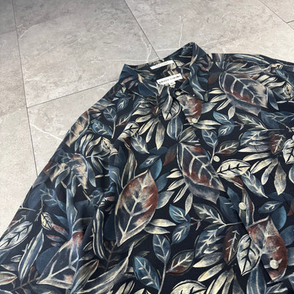 80s-90s Pierre Cardin Black Leaf Pattern 100% Rayon Short Sleeve Shirt XL