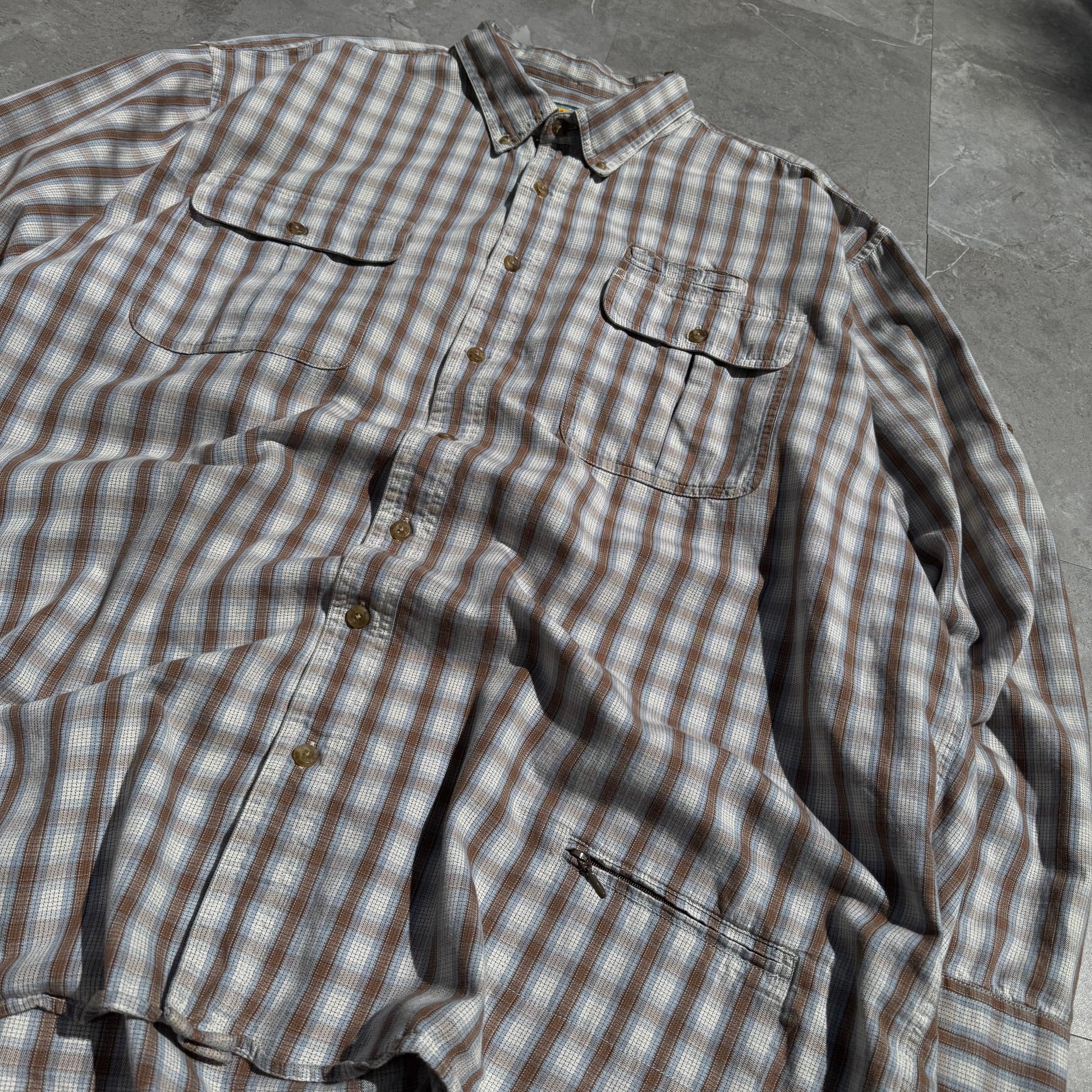90s Cabela's Checkered Multi-Pocket Button Down Shirt KiiChain Clothing