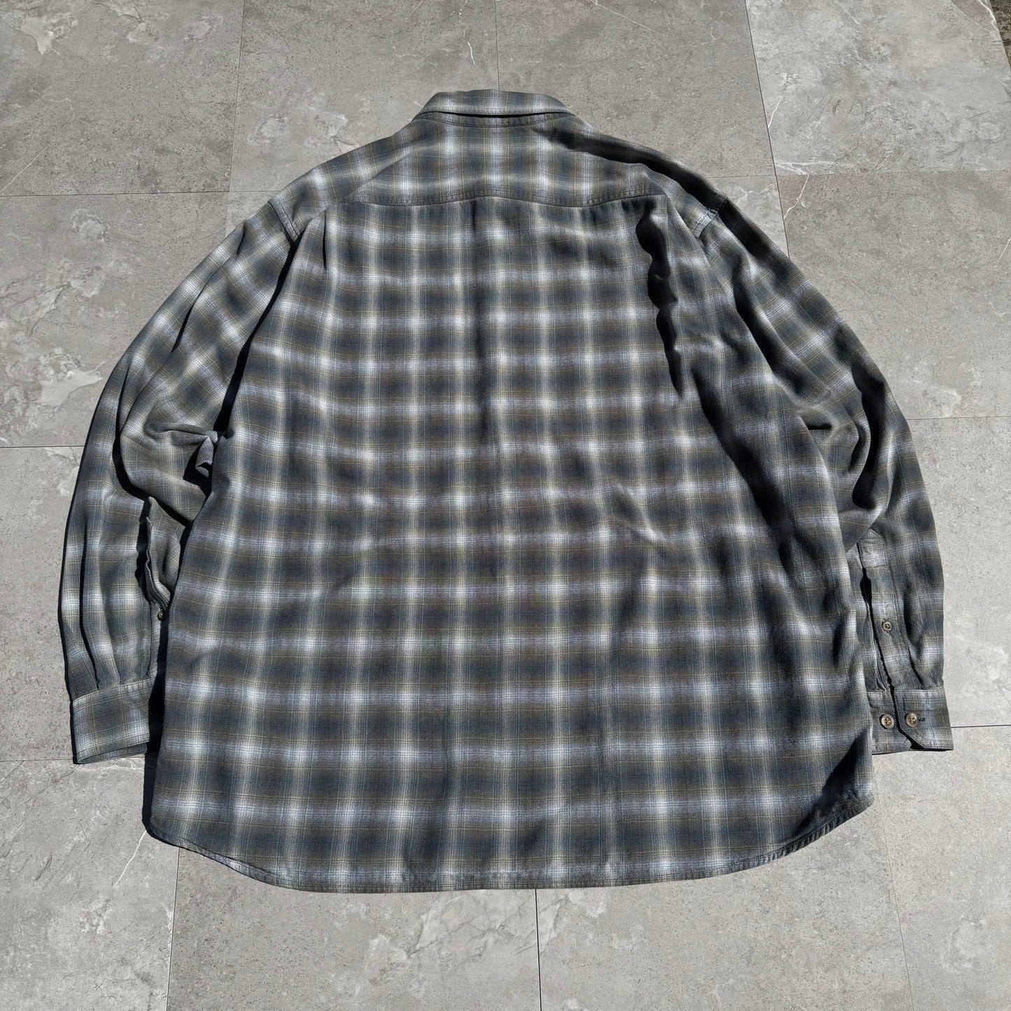 00s Columbia Shadow Checkered Long Sleeve Shirt KiiChain Clothing