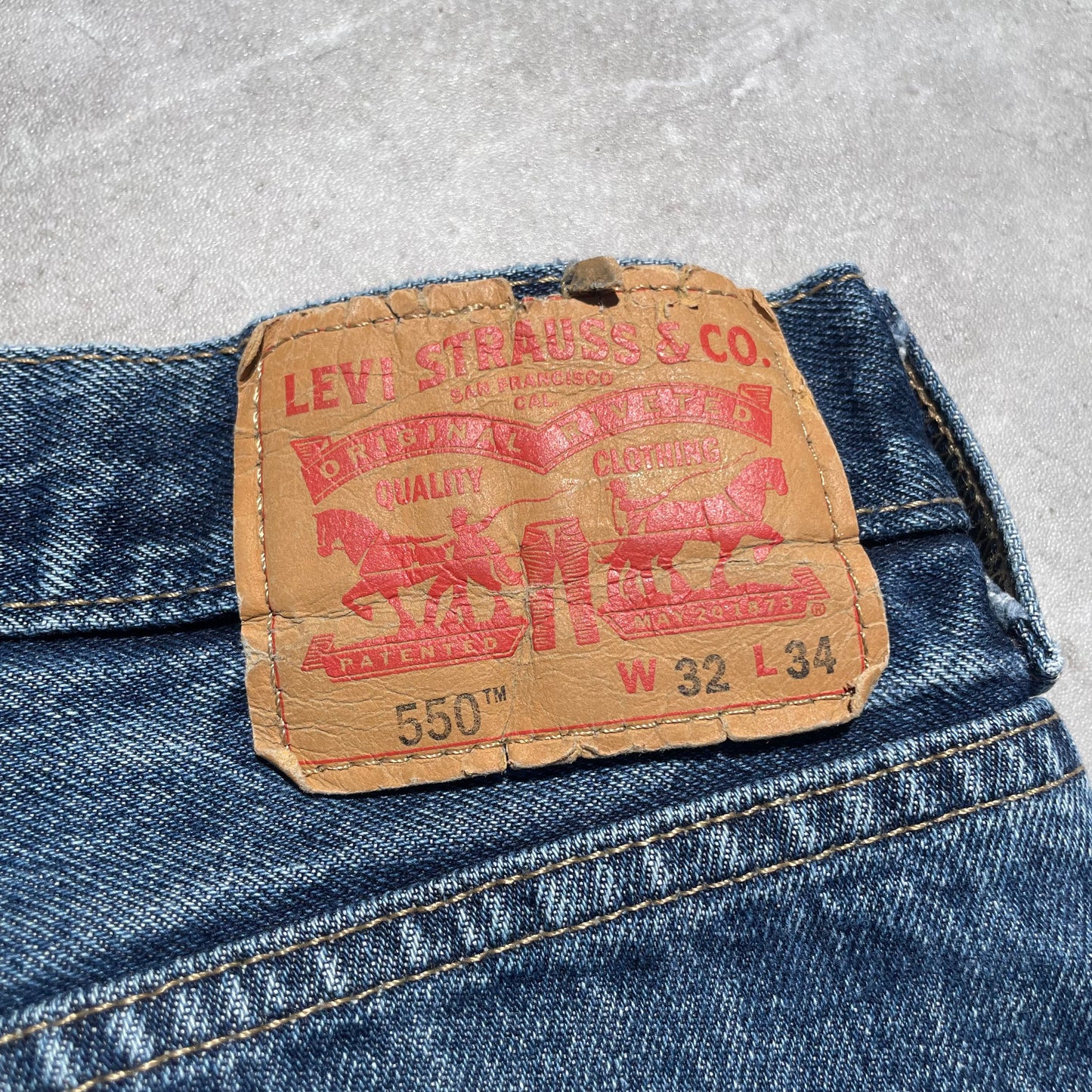 00s Levi’s 550 32x34