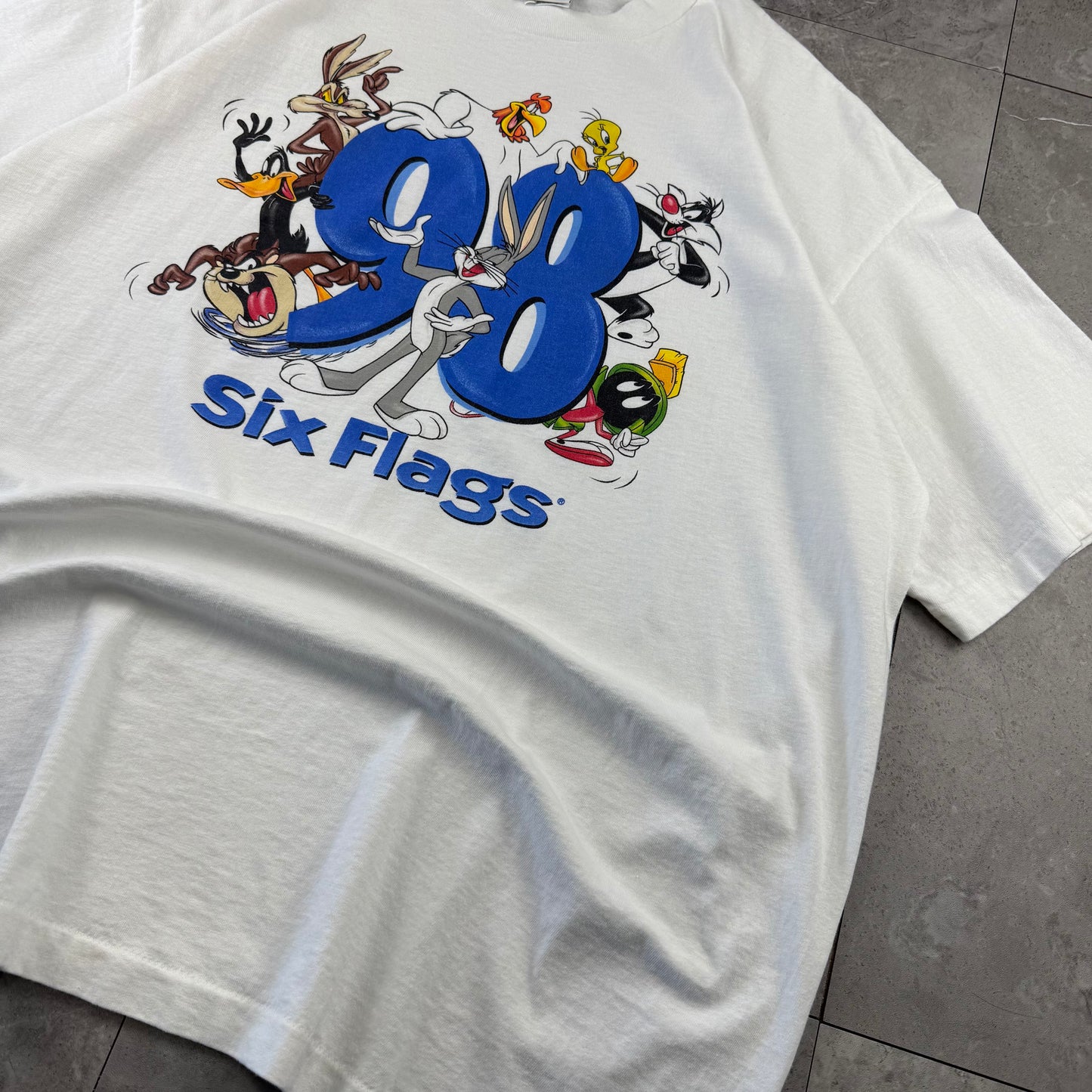 90s Six Flags Theme Parks 1998 Looney Tunes Collab Graphic Tee