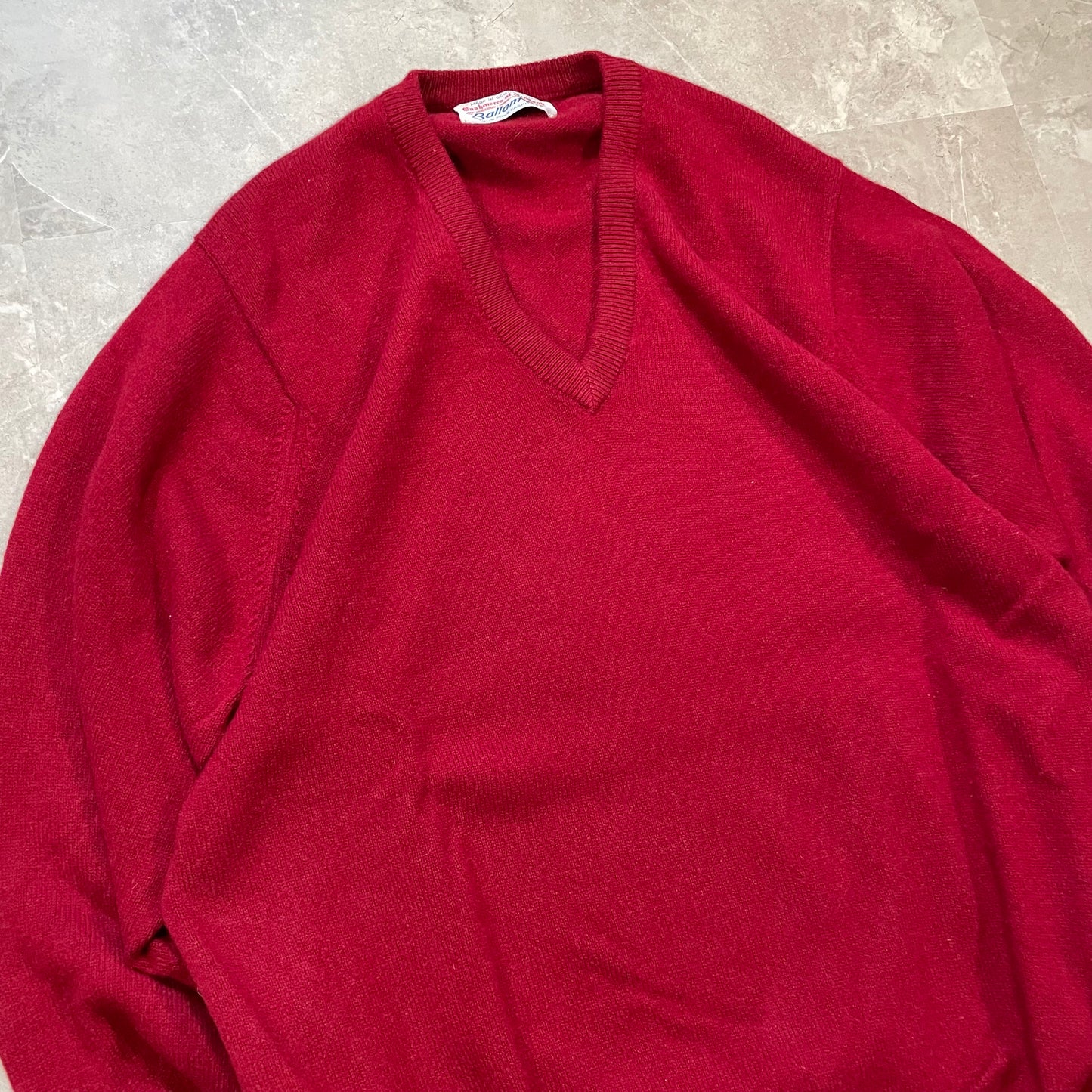 60s-70s Ballantyne Made in Scotland Cashmere V-Neck Sweater