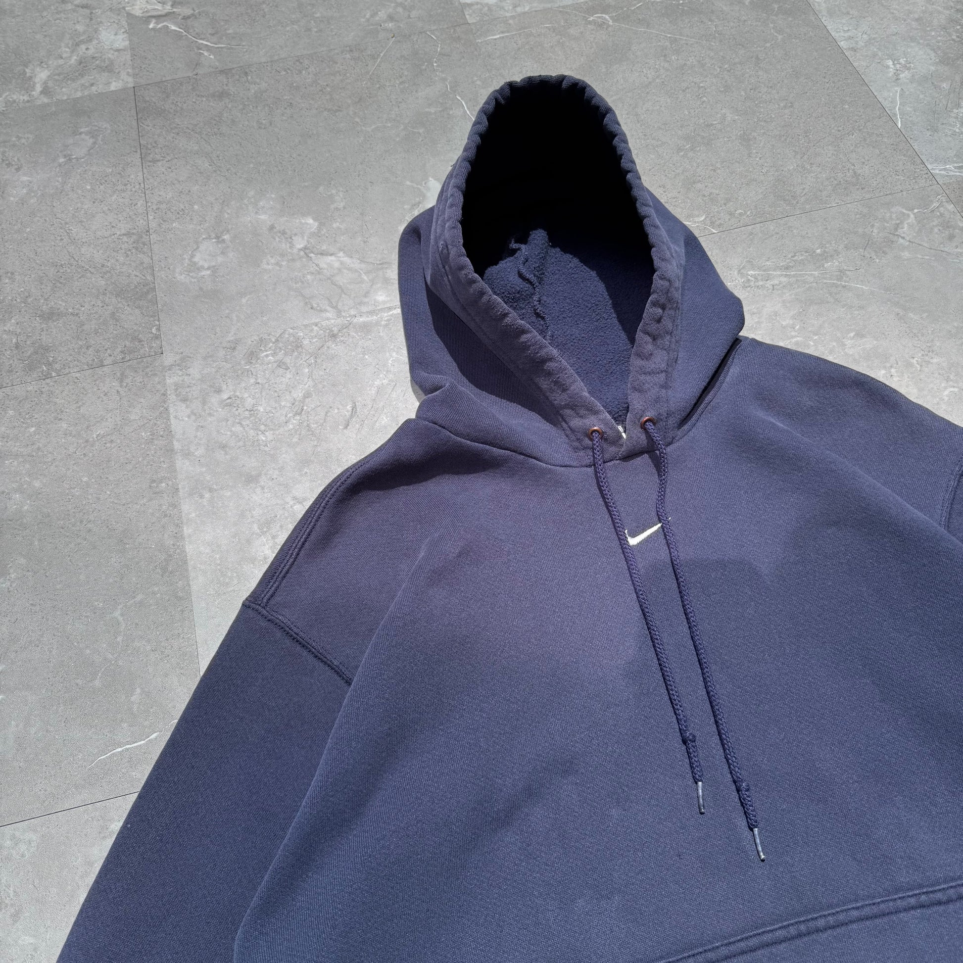 90s-00s Nike Center Logo Sun-Faded Navy Hoodie KiiChain Clothing