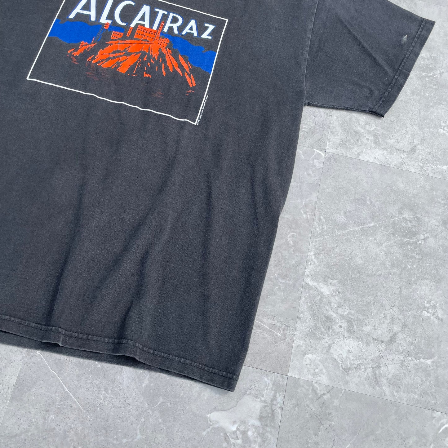 90s Hanes Alcatraz 1999 Faded Graphic T-Shirt