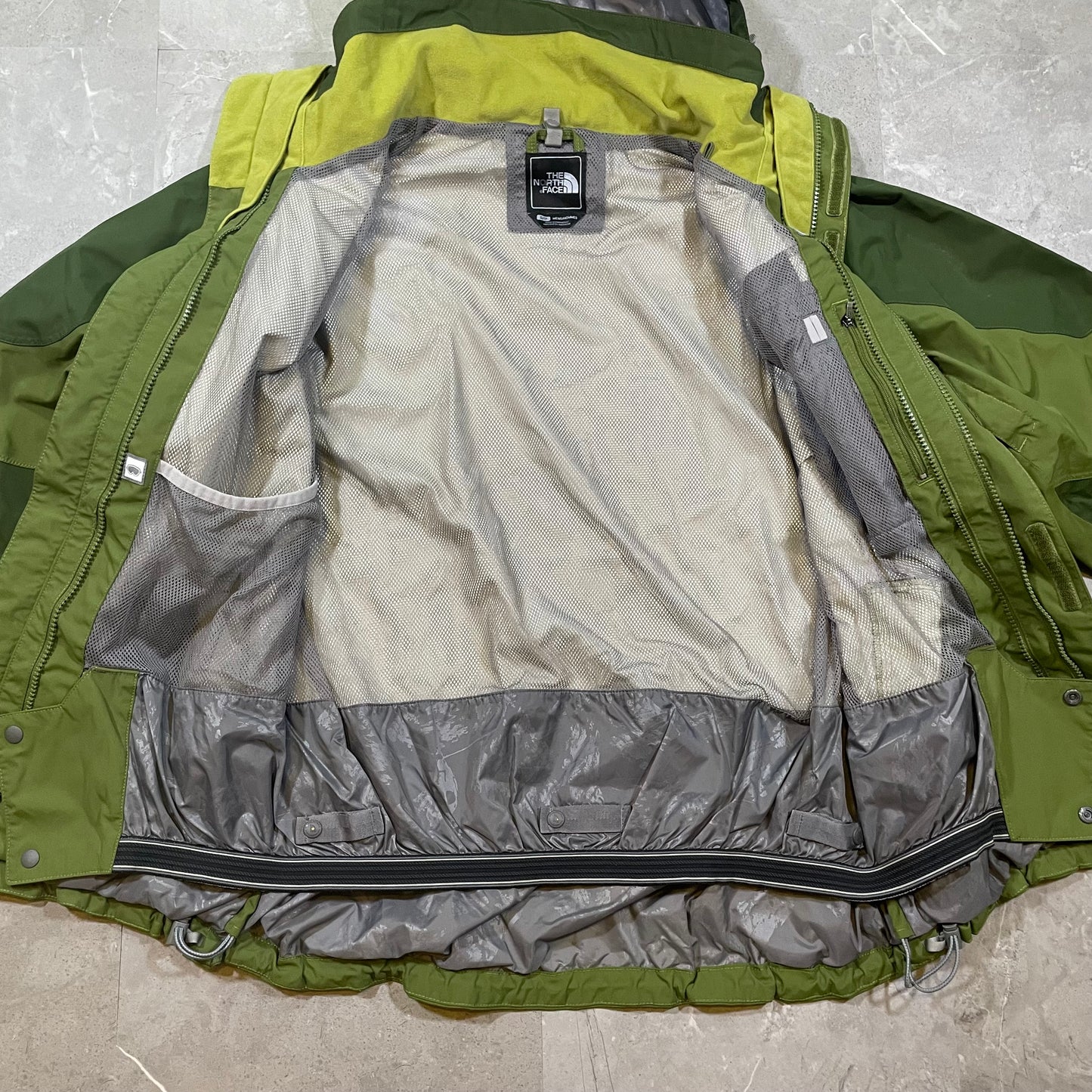 00s The North Face Shell Jacket