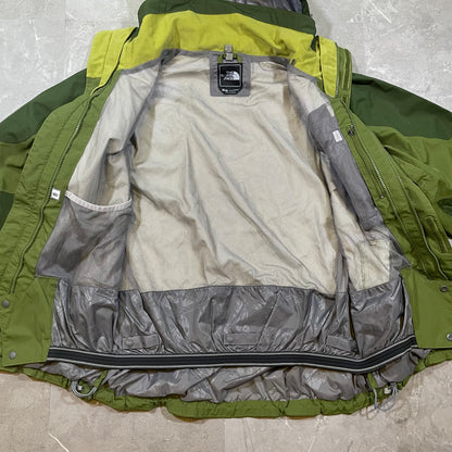 00s The North Face Shell Jacket