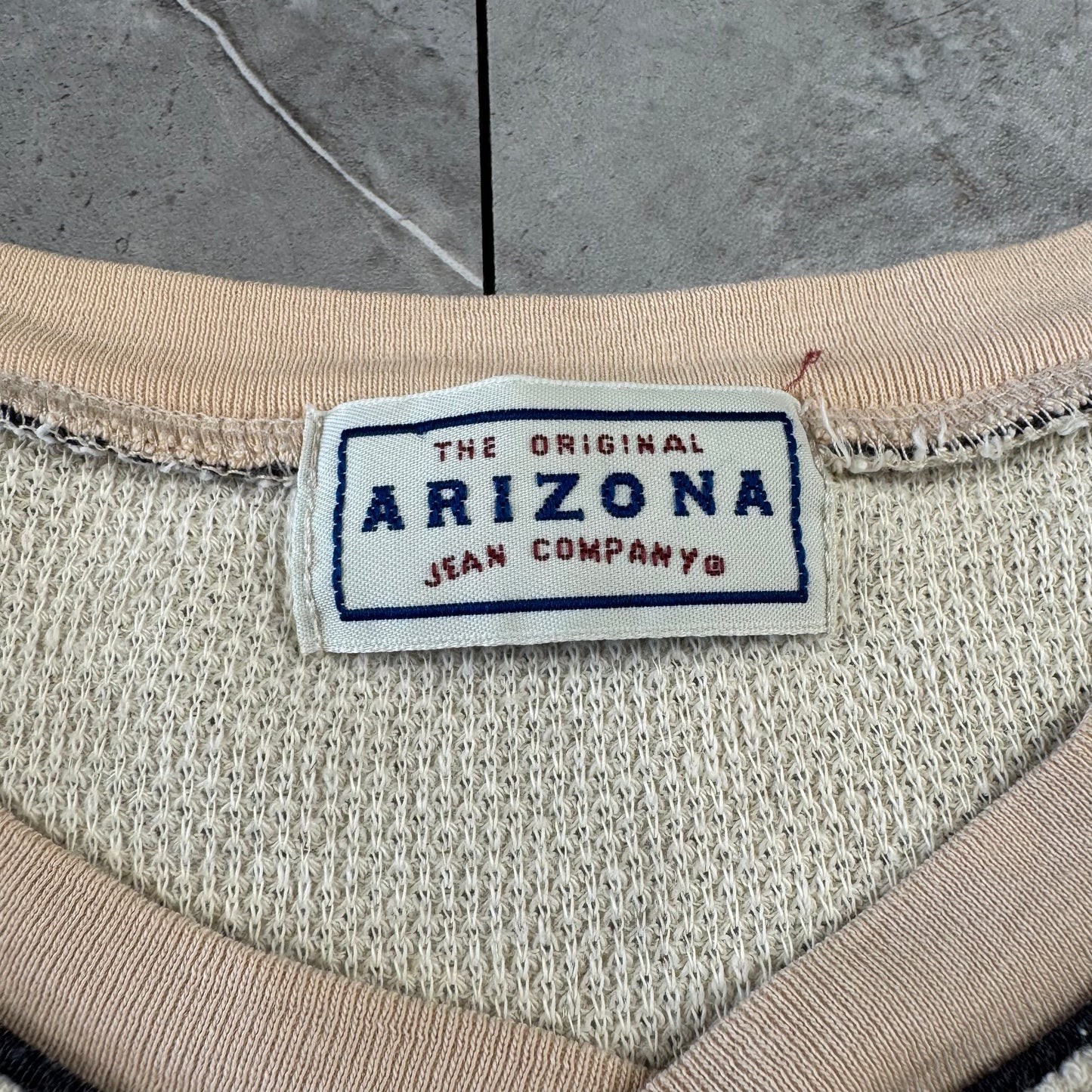 00s Arizona Waffle Cream/Beige Raglan V-Neck Knitted T-Shirt