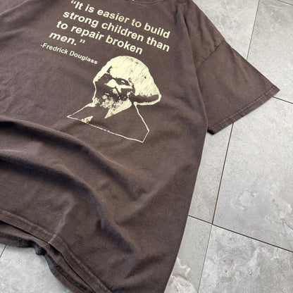 90s-00s Gildan Frederick Douglas Brown Quote Graphic T-Shirt