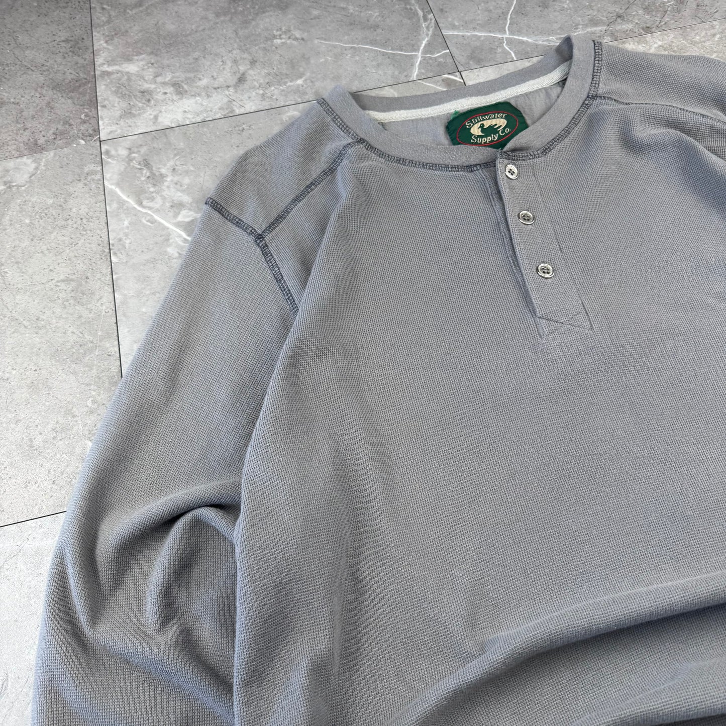 90s Stillwater Supply Co. Gray Henley Neck Long Sleeve Thermal