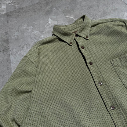 90s St. John's Bay Checkered Button Down Shirt KiiChain Clothing