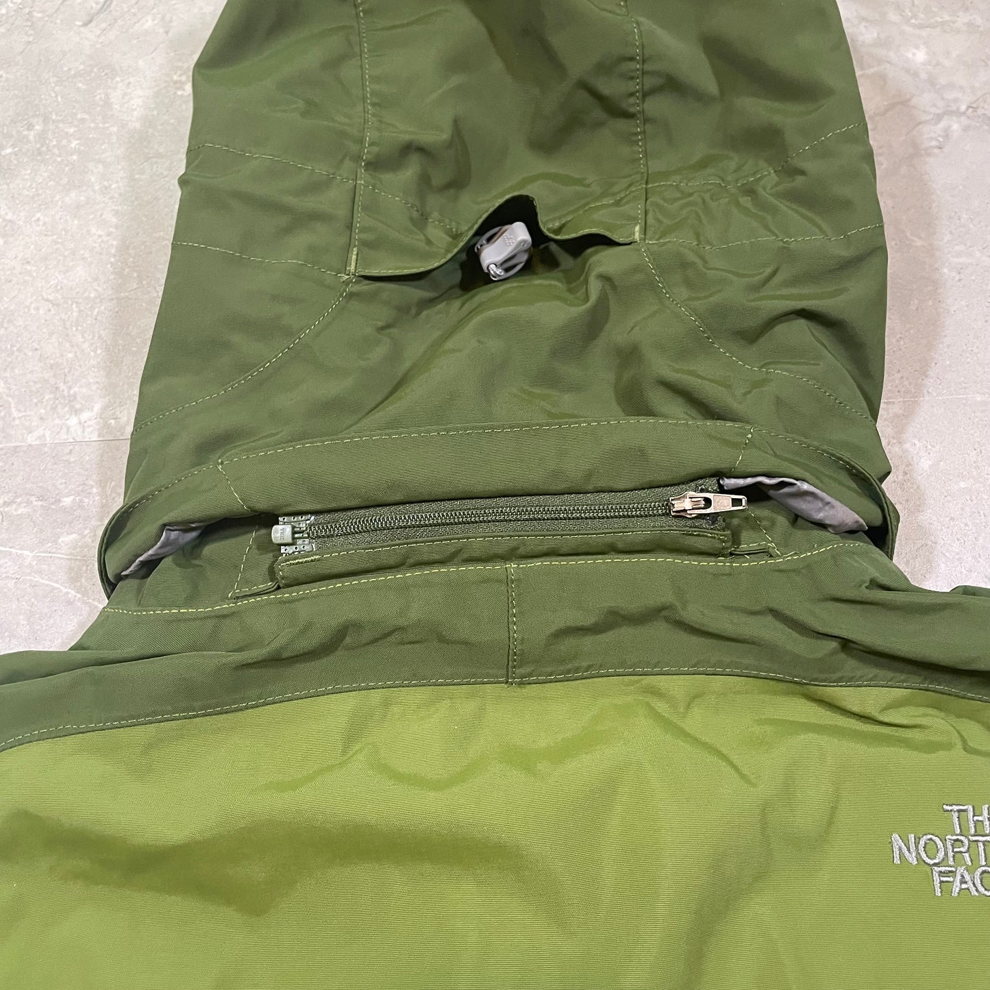 00s The North Face Shell Jacket