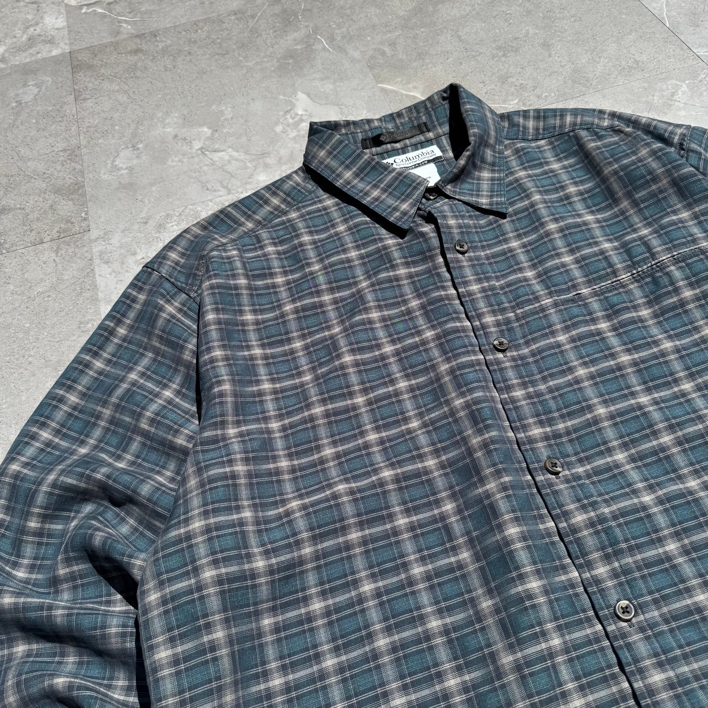 00s Columbia Checkered Zip-Pocket Shirt KiiChain Clothing