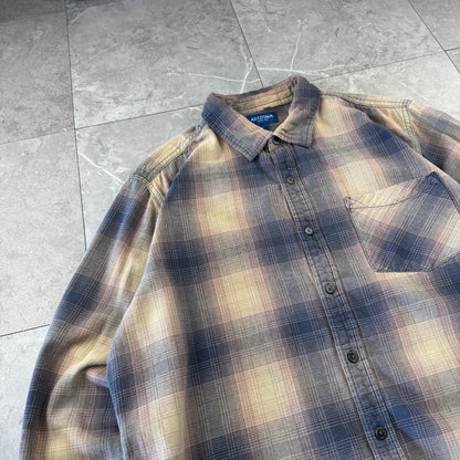 00s Arizona Beige & Navy Shadow Checkered Cotton Flannel Shirt