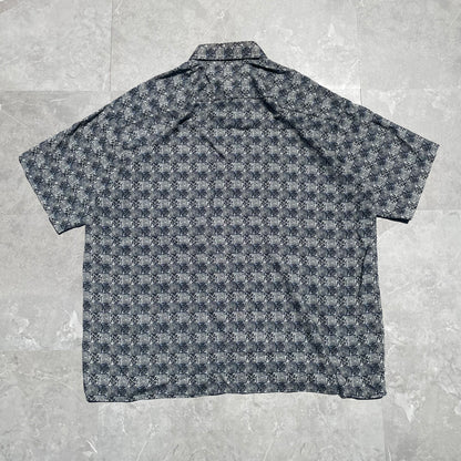 90s Natural Issue Graphic Short Sleeve Shirt