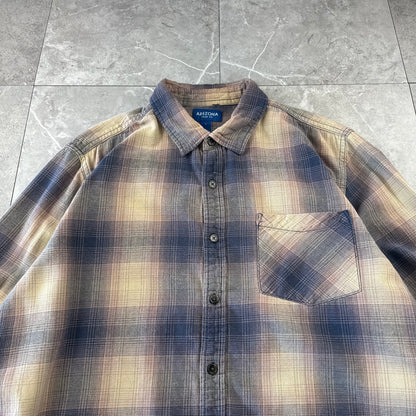 00s Arizona Beige & Navy Shadow Checkered Cotton Flannel Shirt