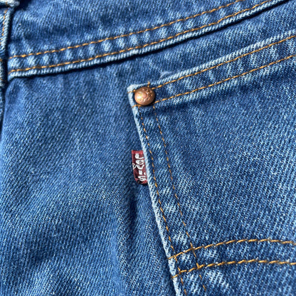 80s Levi’s 557 Made in USA 42x32