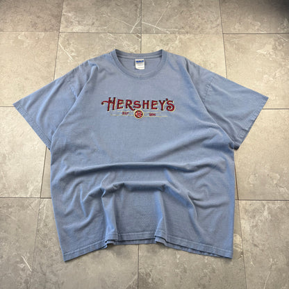 90s-00s Gildan Hershey's Blue Embroidered Logo T-Shirt