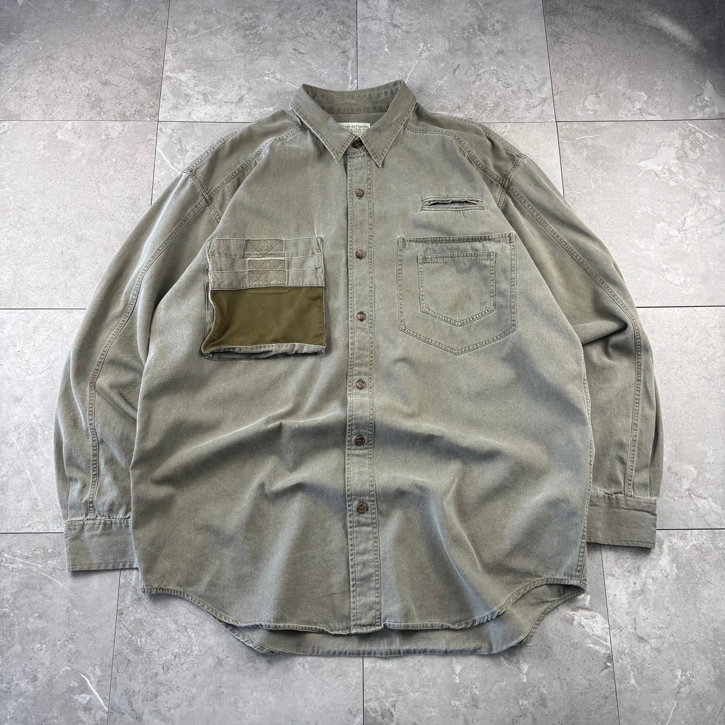 80s-90s Banana Republic Faded Khaki Multi Mesh Pocket Safari Shirt