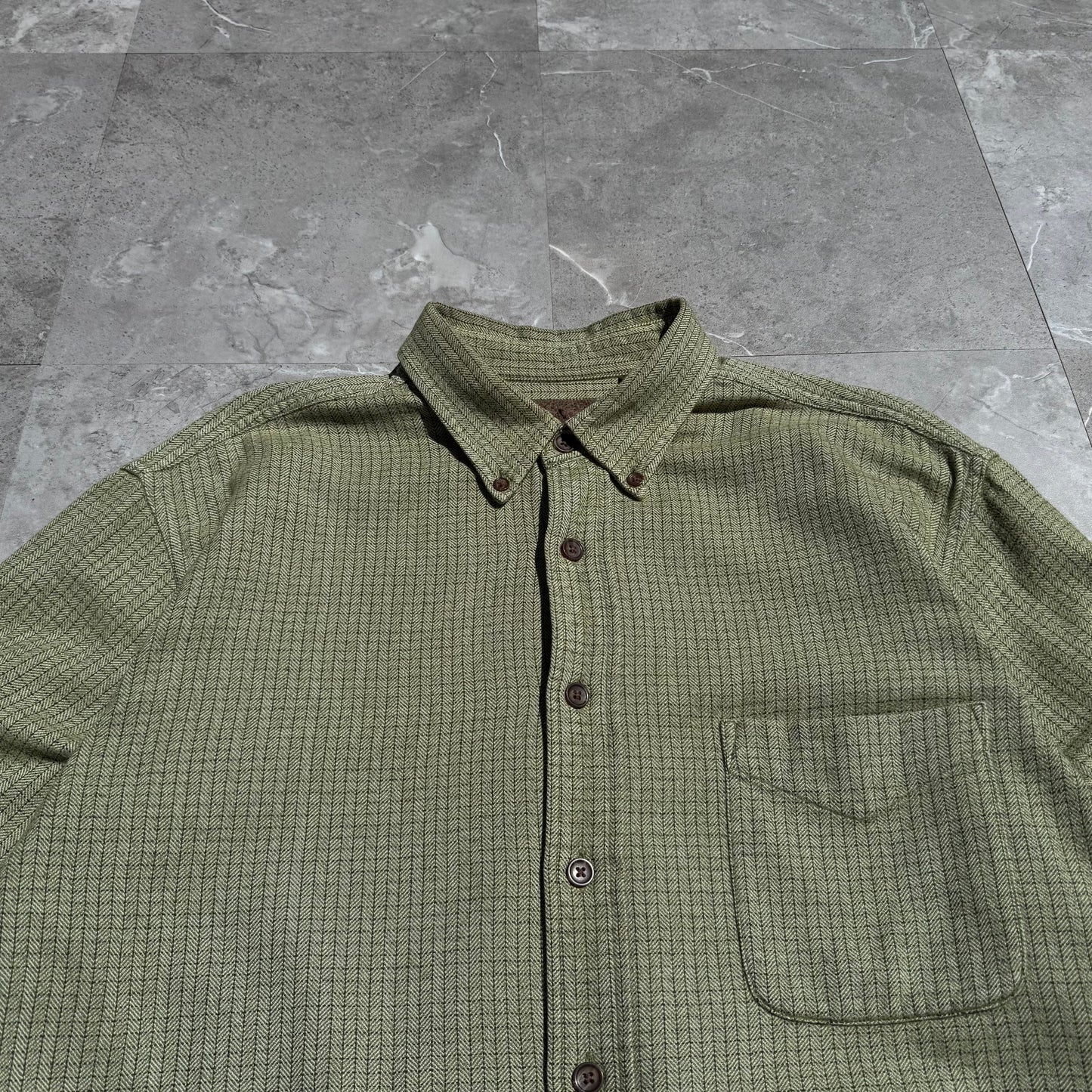 90s St. John's Bay Checkered Button Down Shirt KiiChain Clothing