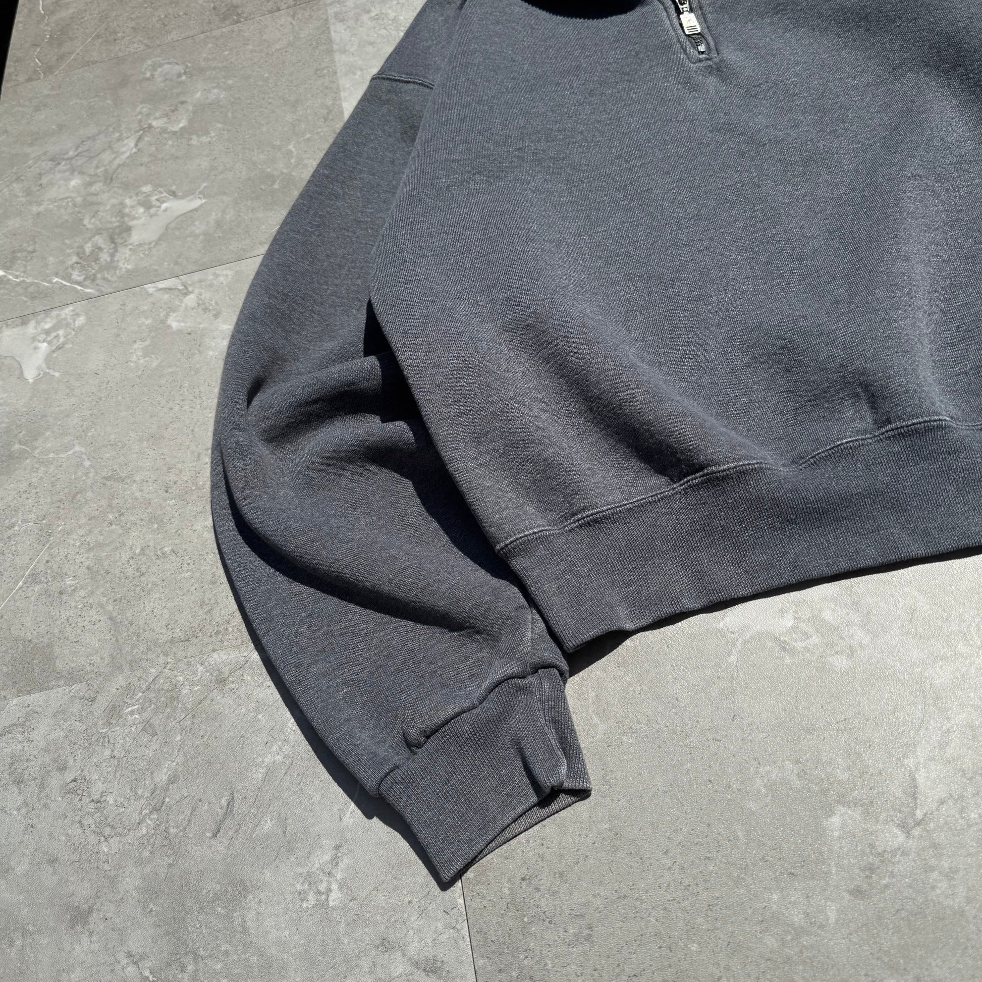 90s Russell Athletic Half-Zip Dark Gray Sweatshirt KiiChain Clothing