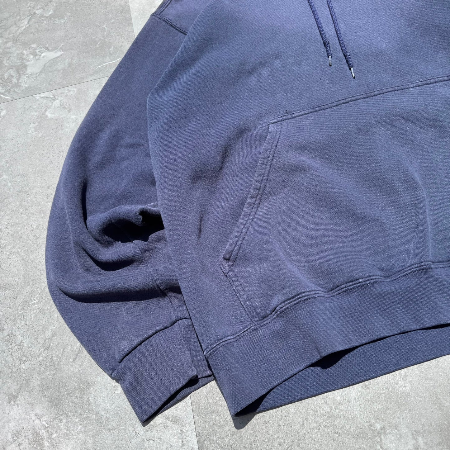90s-00s Nike Center Logo Sun-Faded Navy Hoodie KiiChain Clothing